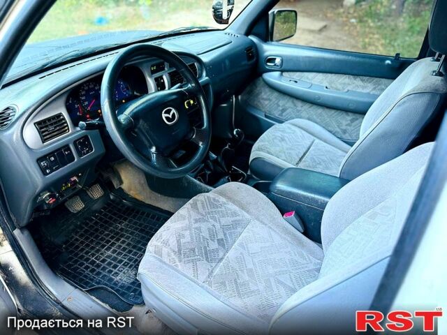 Черный Мазда B 2500, объемом двигателя 2.5 л и пробегом 280 тыс. км за 2950 $, фото 4 на Automoto.ua