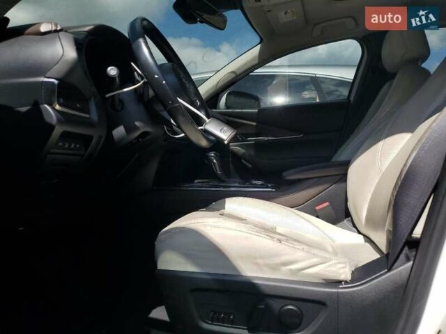 Білий Мазда CX-30, об'ємом двигуна 2.5 л та пробігом 96 тис. км за 3900 $, фото 6 на Automoto.ua