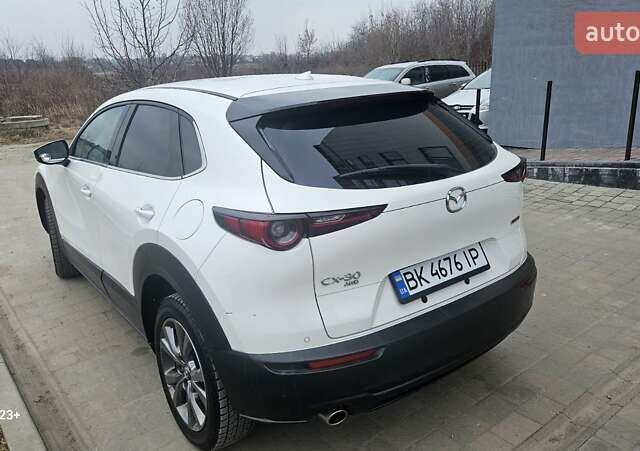 Белый Мазда CX-30, объемом двигателя 2.5 л и пробегом 141 тыс. км за 16400 $, фото 20 на Automoto.ua