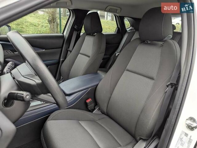 Белый Мазда CX-30, объемом двигателя 2.5 л и пробегом 43 тыс. км за 17799 $, фото 26 на Automoto.ua