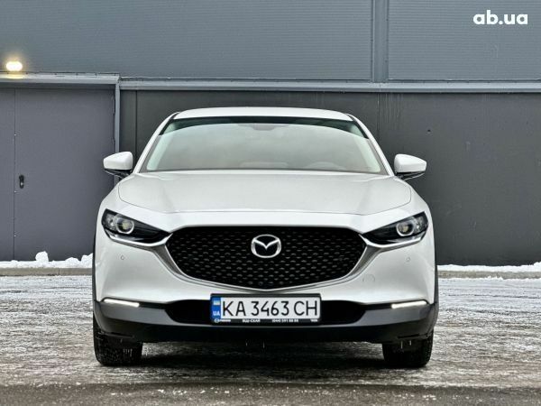 Белый Мазда CX-30, объемом двигателя 2 л и пробегом 11 тыс. км за 27900 $, фото 1 на Automoto.ua