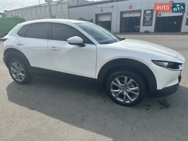 Белый Мазда CX-30, объемом двигателя 2.5 л и пробегом 48 тыс. км за 23200 $, фото 4 на Automoto.ua