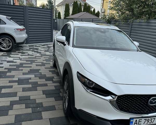Білий Мазда CX-30, об'ємом двигуна 2.49 л та пробігом 56 тис. км за 20400 $, фото 2 на Automoto.ua