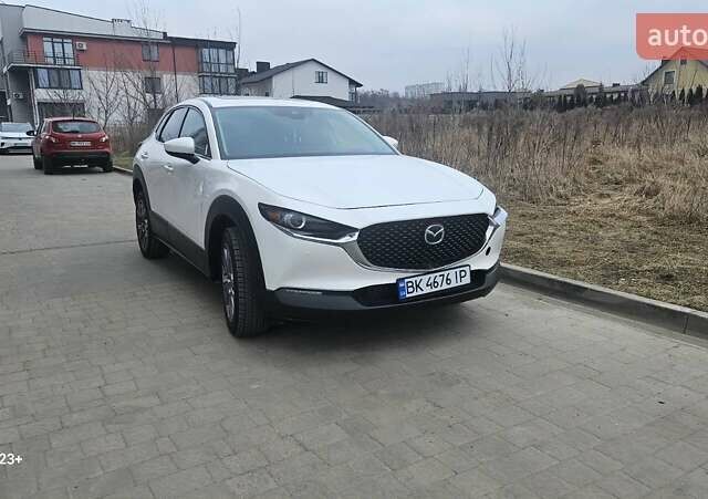 Белый Мазда CX-30, объемом двигателя 2.5 л и пробегом 141 тыс. км за 16400 $, фото 13 на Automoto.ua