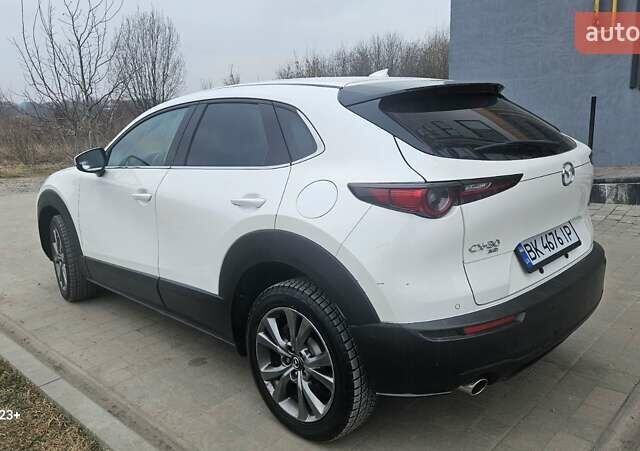 Белый Мазда CX-30, объемом двигателя 2.5 л и пробегом 141 тыс. км за 16400 $, фото 21 на Automoto.ua