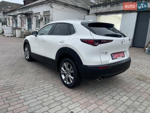 Белый Мазда CX-30, объемом двигателя 2.5 л и пробегом 103 тыс. км за 18200 $, фото 7 на Automoto.ua