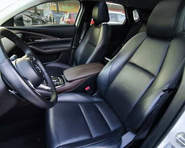 Білий Мазда CX-30, об'ємом двигуна 2.5 л та пробігом 63 тис. км за 21400 $, фото 6 на Automoto.ua