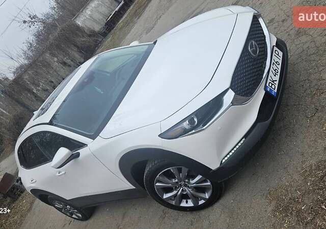 Белый Мазда CX-30, объемом двигателя 2.5 л и пробегом 141 тыс. км за 16400 $, фото 11 на Automoto.ua