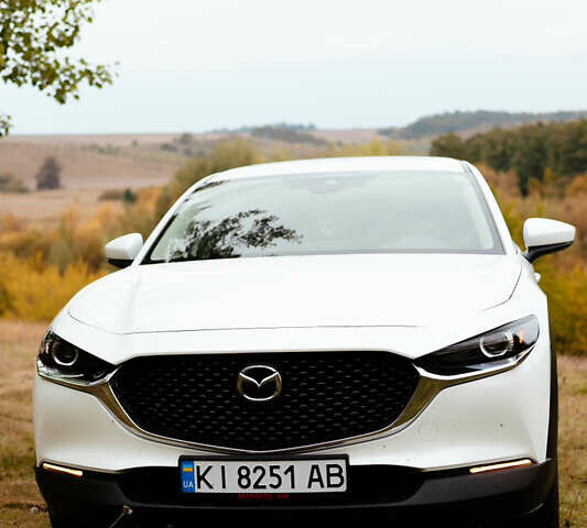 Белый Мазда CX-30, объемом двигателя 2.5 л и пробегом 40 тыс. км за 21000 $, фото 22 на Automoto.ua
