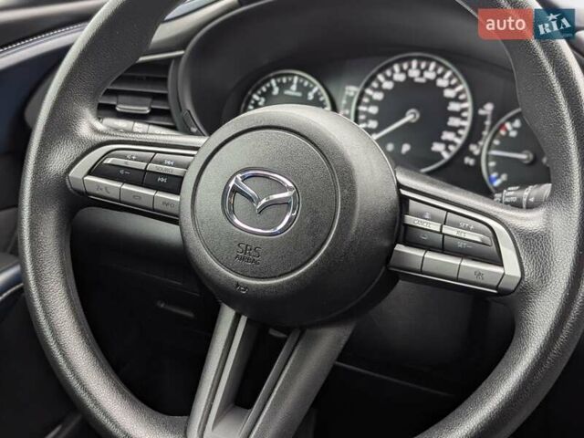 Белый Мазда CX-30, объемом двигателя 2.5 л и пробегом 43 тыс. км за 17799 $, фото 39 на Automoto.ua