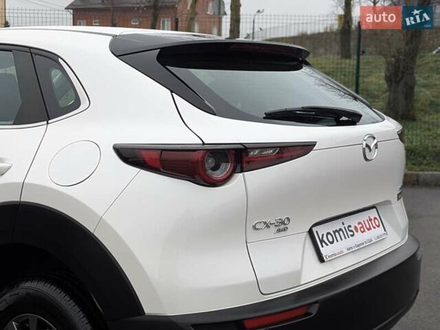 Белый Мазда CX-30, объемом двигателя 2.5 л и пробегом 43 тыс. км за 17799 $, фото 11 на Automoto.ua