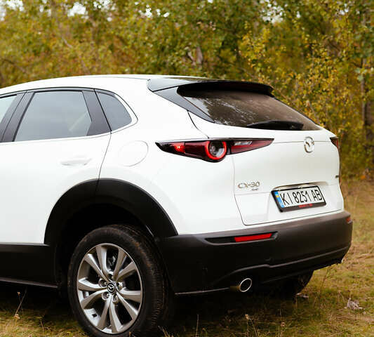 Белый Мазда CX-30, объемом двигателя 2.5 л и пробегом 40 тыс. км за 21000 $, фото 23 на Automoto.ua