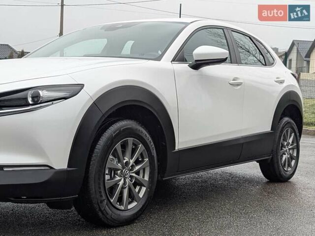 Белый Мазда CX-30, объемом двигателя 2.5 л и пробегом 43 тыс. км за 17799 $, фото 7 на Automoto.ua