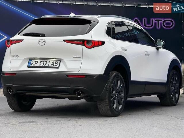 Белый Мазда CX-30, объемом двигателя 2.5 л и пробегом 68 тыс. км за 22500 $, фото 5 на Automoto.ua