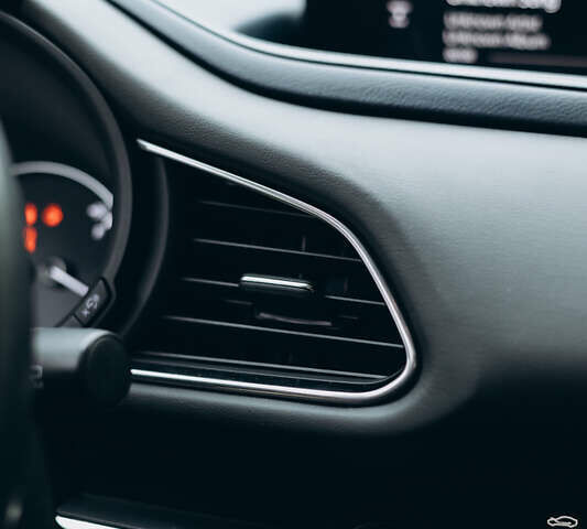 Белый Мазда CX-30, объемом двигателя 2.5 л и пробегом 40 тыс. км за 21000 $, фото 52 на Automoto.ua