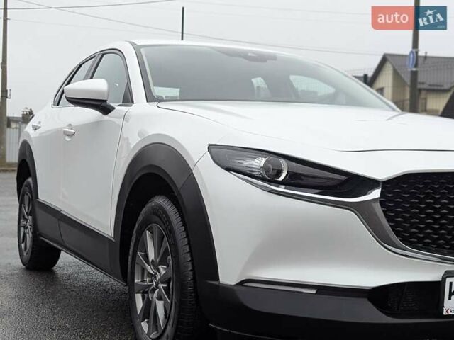 Белый Мазда CX-30, объемом двигателя 2.5 л и пробегом 43 тыс. км за 17799 $, фото 20 на Automoto.ua