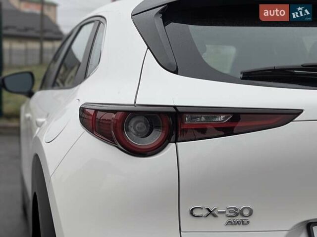 Белый Мазда CX-30, объемом двигателя 2.5 л и пробегом 43 тыс. км за 17799 $, фото 14 на Automoto.ua