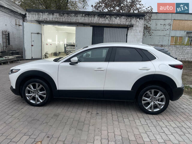 Белый Мазда CX-30, объемом двигателя 2.5 л и пробегом 103 тыс. км за 18200 $, фото 6 на Automoto.ua
