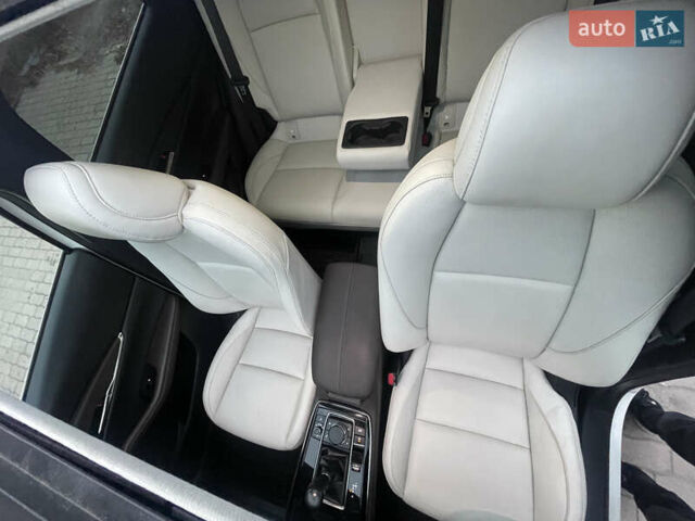 Белый Мазда CX-30, объемом двигателя 2.5 л и пробегом 103 тыс. км за 18200 $, фото 32 на Automoto.ua