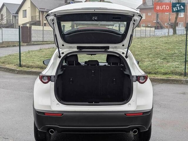 Белый Мазда CX-30, объемом двигателя 2.5 л и пробегом 43 тыс. км за 17799 $, фото 55 на Automoto.ua