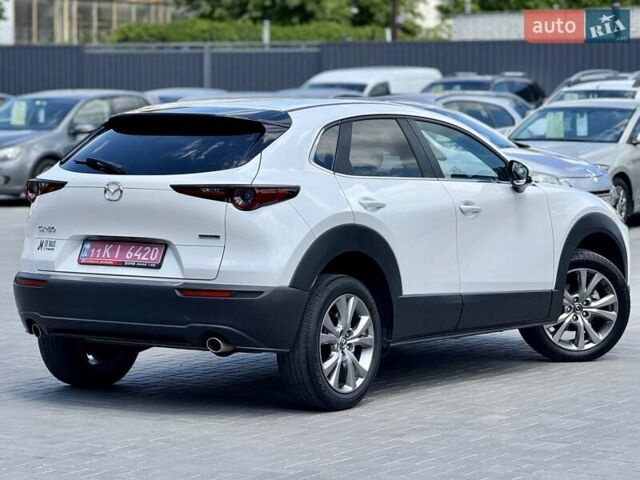 Белый Мазда CX-30, объемом двигателя 2.5 л и пробегом 82 тыс. км за 17200 $, фото 3 на Automoto.ua