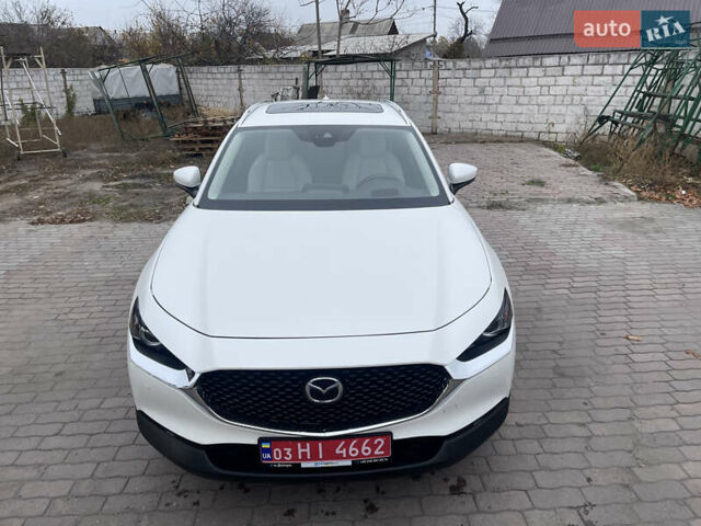 Белый Мазда CX-30, объемом двигателя 2.5 л и пробегом 103 тыс. км за 18200 $, фото 3 на Automoto.ua