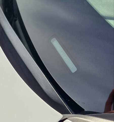 Белый Мазда CX-30, объемом двигателя 2.5 л и пробегом 78 тыс. км за 20500 $, фото 28 на Automoto.ua