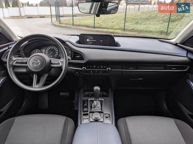 Белый Мазда CX-30, объемом двигателя 2.5 л и пробегом 43 тыс. км за 17799 $, фото 35 на Automoto.ua