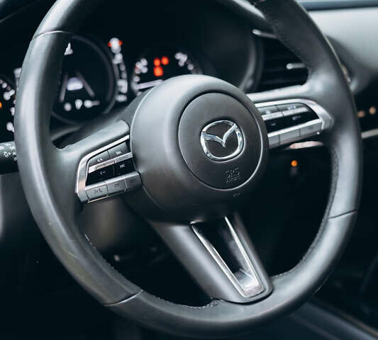 Белый Мазда CX-30, объемом двигателя 2.5 л и пробегом 40 тыс. км за 21000 $, фото 57 на Automoto.ua