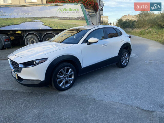 Белый Мазда CX-30, объемом двигателя 2.5 л и пробегом 97 тыс. км за 15750 $, фото 6 на Automoto.ua