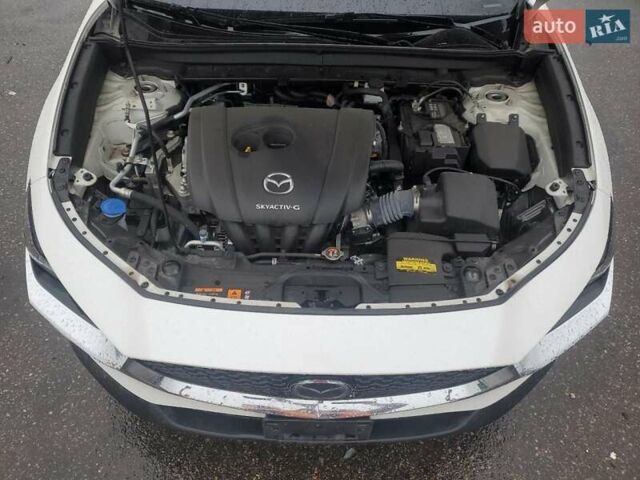 Білий Мазда CX-30, об'ємом двигуна 0 л та пробігом 25 тис. км за 3800 $, фото 11 на Automoto.ua