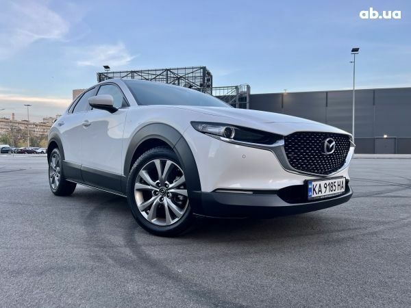 Білий Мазда CX-30, об'ємом двигуна 2 л та пробігом 26 тис. км за 27500 $, фото 2 на Automoto.ua