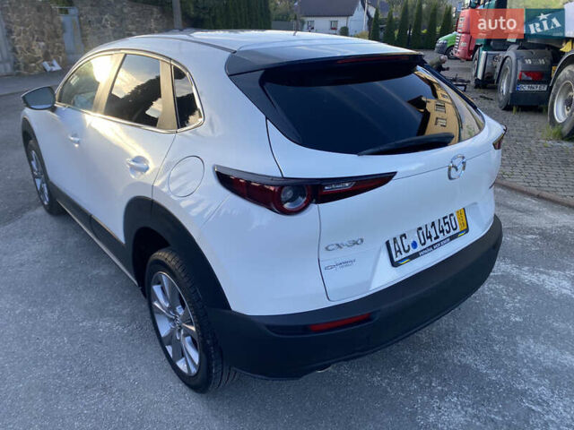 Белый Мазда CX-30, объемом двигателя 2.5 л и пробегом 97 тыс. км за 15750 $, фото 12 на Automoto.ua