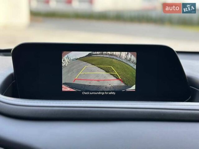 Белый Мазда CX-30, объемом двигателя 2.5 л и пробегом 134 тыс. км за 15500 $, фото 12 на Automoto.ua