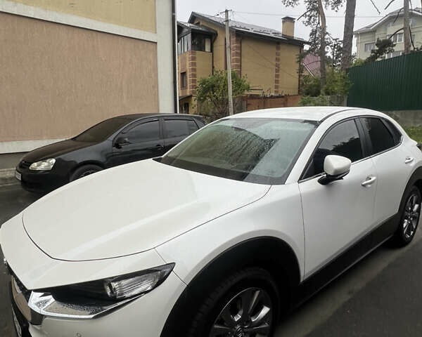 Белый Мазда CX-30, объемом двигателя 2 л и пробегом 86 тыс. км за 27000 $, фото 15 на Automoto.ua
