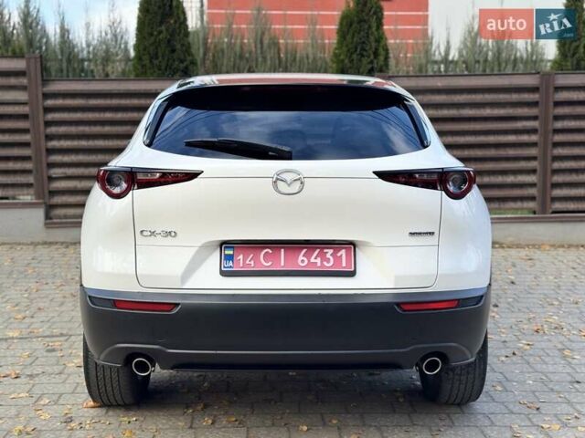 Белый Мазда CX-30, объемом двигателя 2.5 л и пробегом 59 тыс. км за 17900 $, фото 6 на Automoto.ua