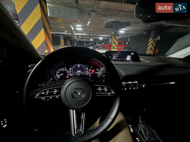 Белый Мазда CX-30, объемом двигателя 2.49 л и пробегом 40 тыс. км за 22500 $, фото 21 на Automoto.ua