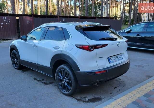 Белый Мазда CX-30, объемом двигателя 2.49 л и пробегом 52 тыс. км за 22500 $, фото 9 на Automoto.ua