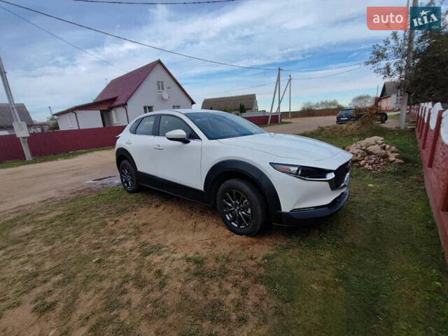 Білий Мазда CX-30, об'ємом двигуна 2.5 л та пробігом 80 тис. км за 14000 $, фото 9 на Automoto.ua