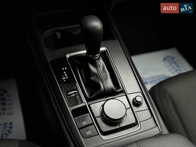 Белый Мазда CX-30, объемом двигателя 2.49 л и пробегом 39 тыс. км за 17999 $, фото 11 на Automoto.ua