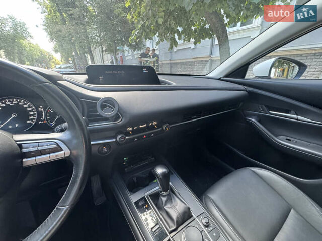 Білий Мазда CX-30, об'ємом двигуна 2.49 л та пробігом 100 тис. км за 22000 $, фото 5 на Automoto.ua