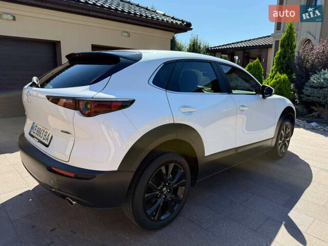 Белый Мазда CX-30, объемом двигателя 2.49 л и пробегом 62 тыс. км за 18500 $, фото 4 на Automoto.ua