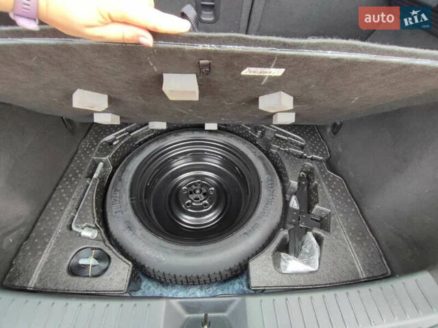 Білий Мазда CX-30, об'ємом двигуна 2.5 л та пробігом 80 тис. км за 14000 $, фото 19 на Automoto.ua