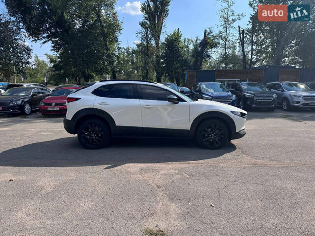 Білий Мазда CX-30, об'ємом двигуна 2.5 л та пробігом 63 тис. км за 21400 $, фото 2 на Automoto.ua