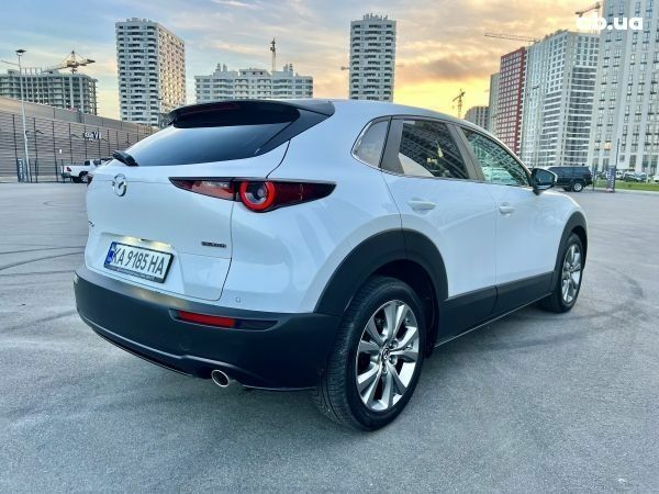 Білий Мазда CX-30, об'ємом двигуна 2 л та пробігом 26 тис. км за 27500 $, фото 3 на Automoto.ua