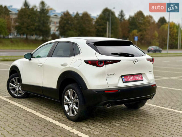 Белый Мазда CX-30, объемом двигателя 2.5 л и пробегом 59 тыс. км за 17800 $, фото 6 на Automoto.ua