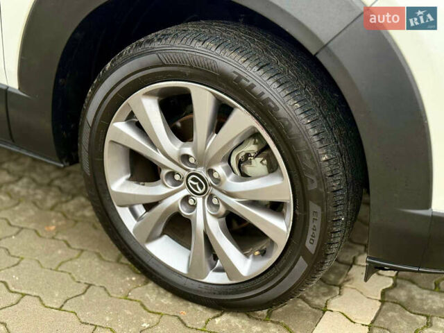 Белый Мазда CX-30, объемом двигателя 2.5 л и пробегом 59 тыс. км за 17800 $, фото 10 на Automoto.ua