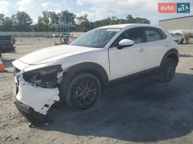 Белый Мазда CX-30, объемом двигателя 2.5 л и пробегом 30 тыс. км за 14350 $, фото 1 на Automoto.ua