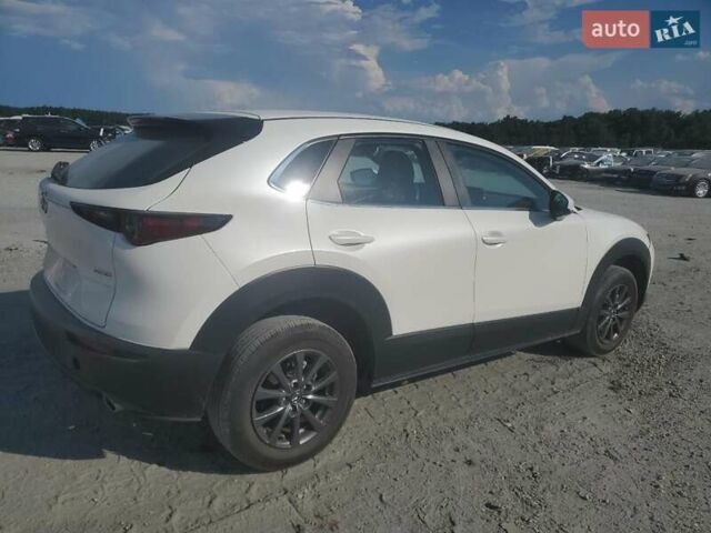 Белый Мазда CX-30, объемом двигателя 2.5 л и пробегом 30 тыс. км за 14350 $, фото 3 на Automoto.ua