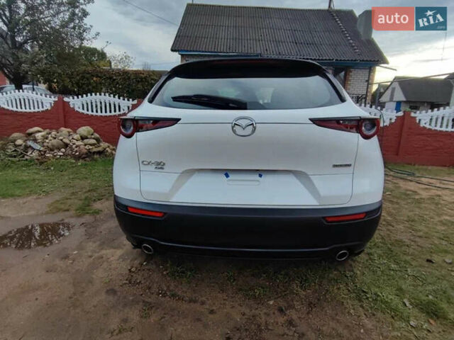 Білий Мазда CX-30, об'ємом двигуна 2.5 л та пробігом 80 тис. км за 14000 $, фото 5 на Automoto.ua